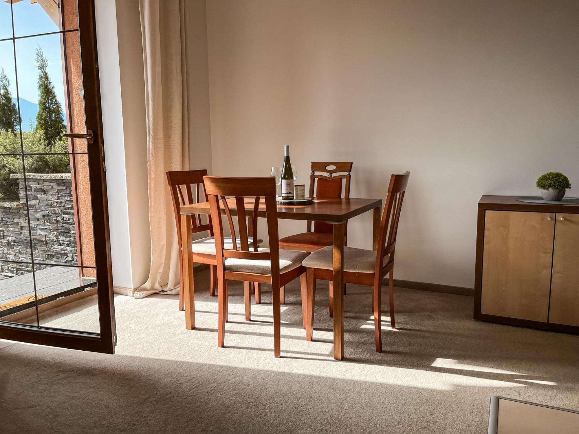 Tri Stity Apartment With Tatra View Terrace فيلكا لومنيكا المظهر الخارجي الصورة